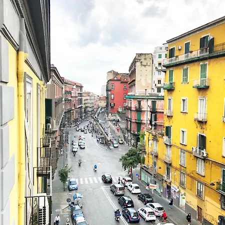 ベッド・アンド・ブレックファスト Artis Domus 4*