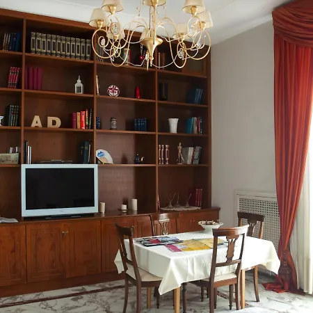 Artis Domus 4*