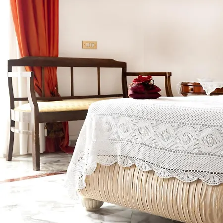 Bed & Breakfast Artis Domus Naples