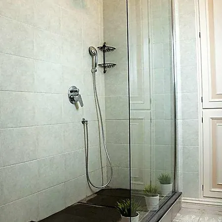 Artis Domus 4*