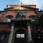 Artis Domus Nápoles